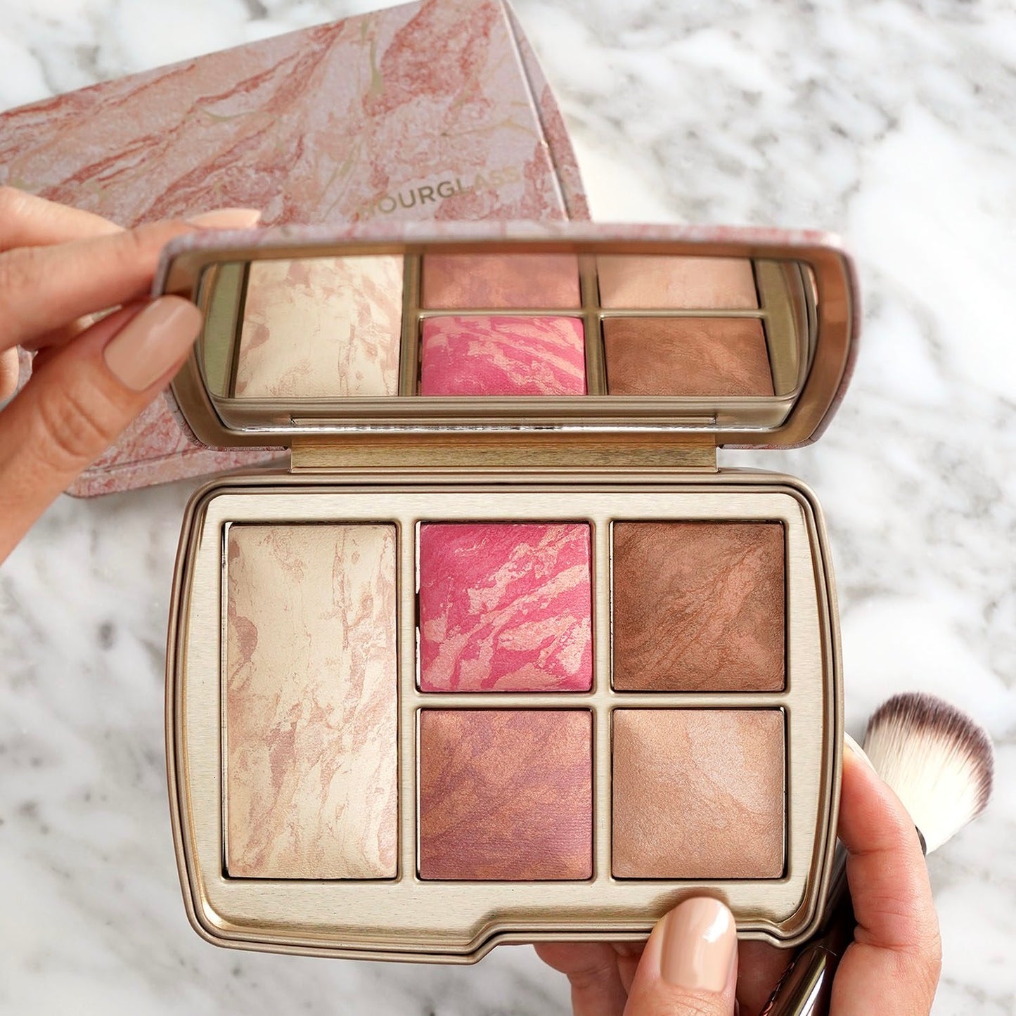 Holiday Ambient Palette | Hourglass