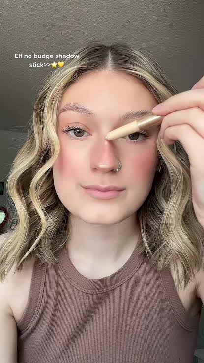 Perfect Pearl No Budge Shadow Stick | elf
