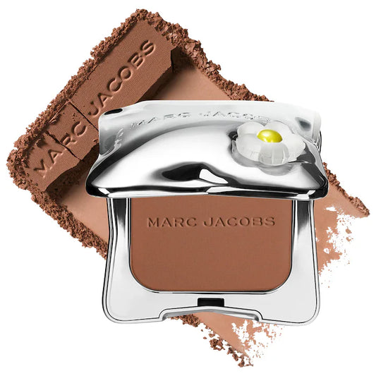 Medium Plus Legally Bronze Talc-Free Blurring Powder Bronzer | Marc Jacobs